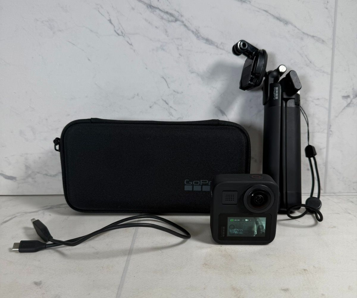 GOPRO MAX 360 CAMERA W/ TRIPO (A1G009797)