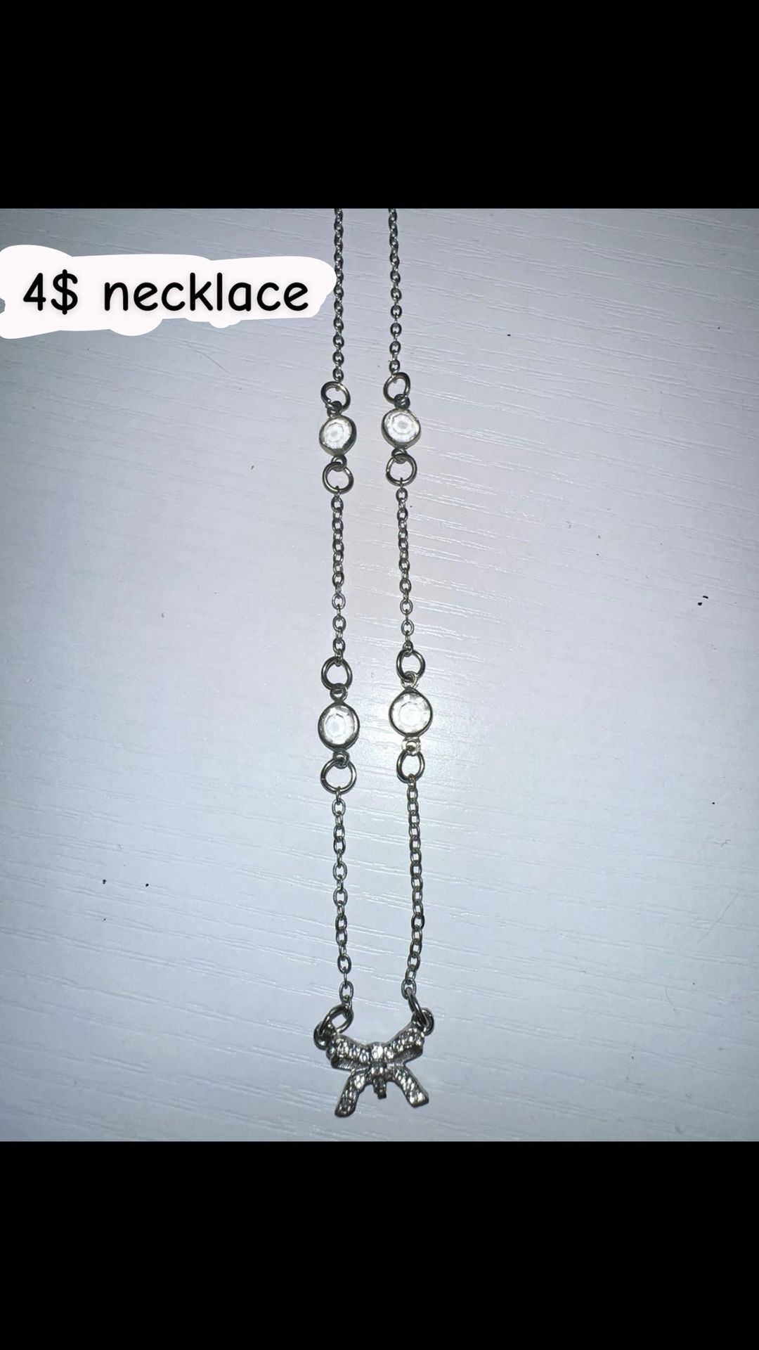 $4 bow necklace