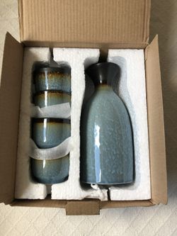 Japanese Sake Set 🍶- New