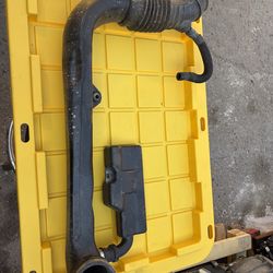 2015 Jeep Cherokee air intake hose with resonator