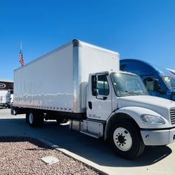 2020 FREIGHTLINER M2 26' BOX TRUCK w/ liftgate - 75k original miles!!!