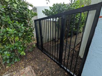 Gate and fence