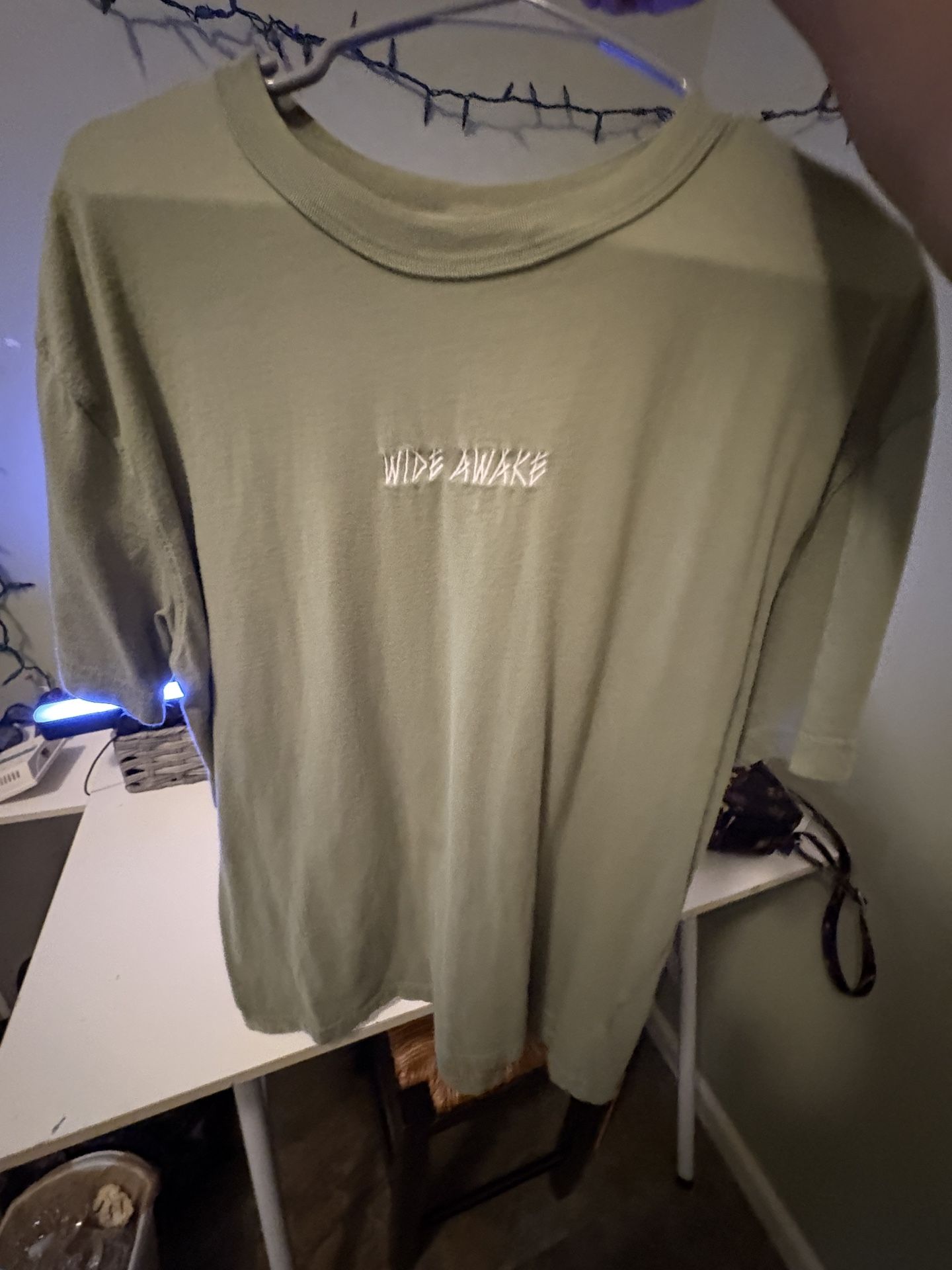 3 Large T-Shirts