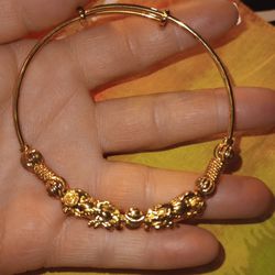 Adjustable Golden Bracelet With Dragon Beads 