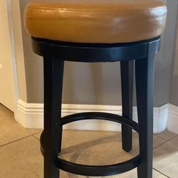 Swivel Stool