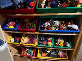 Toys Organizer w bins