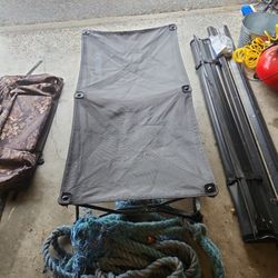 Cabelas Small Person/dog Cot