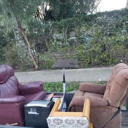 Free Recliners Not To Bad Condition