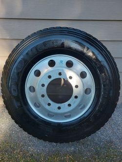 Used tire alcoa wheel semi truck 11r22.5.