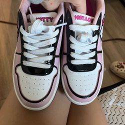 Hello Kitty shoes