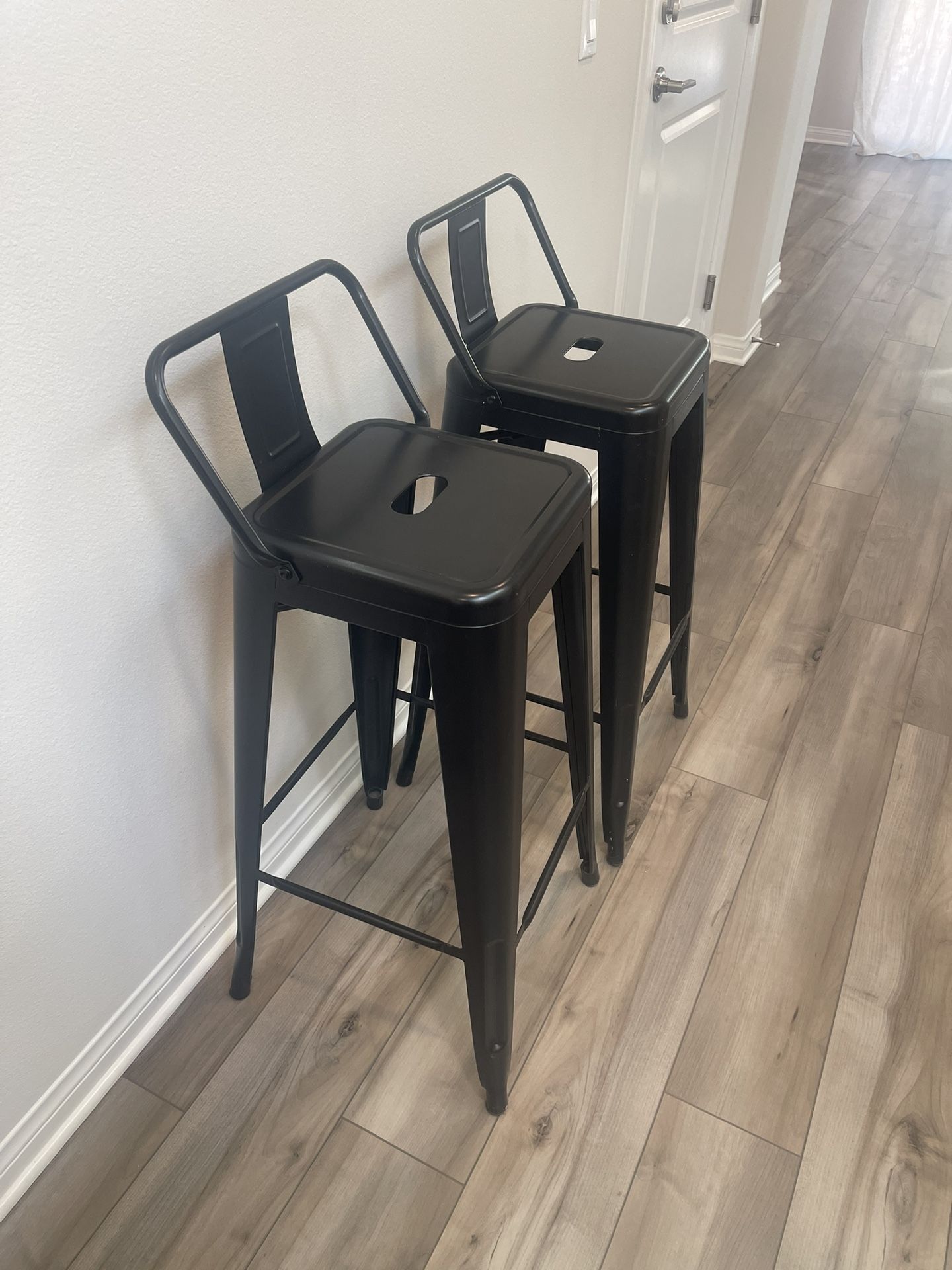 Bar Stool 