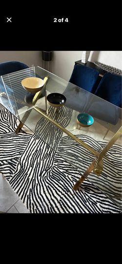 Dining table 79”