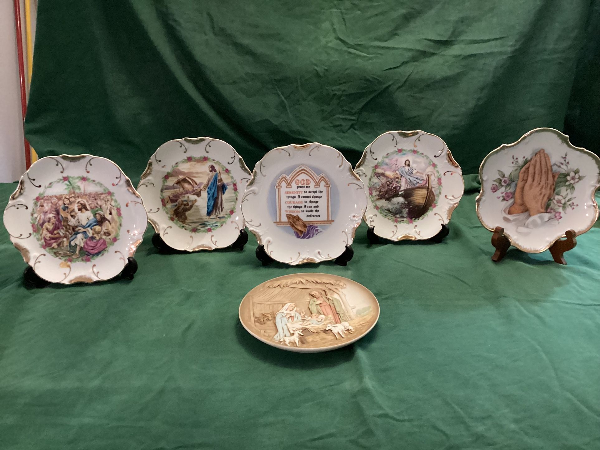 Christmas Display Plates