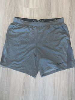 Men Nike Pro Athletic Shorts