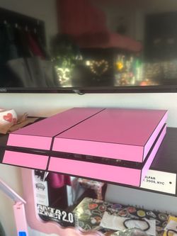 PS4 500GB + DualShock 4 Controller