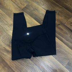lululemon size 8 