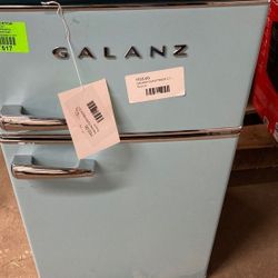 Galanz mini fridge