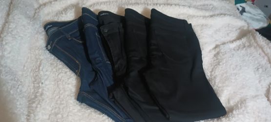 NEW JEANS