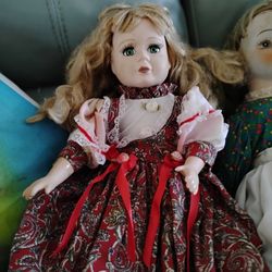 Vintage Victorian Large 🎄 Doll 