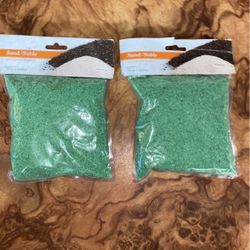 2 Decorative Accents Green Sand