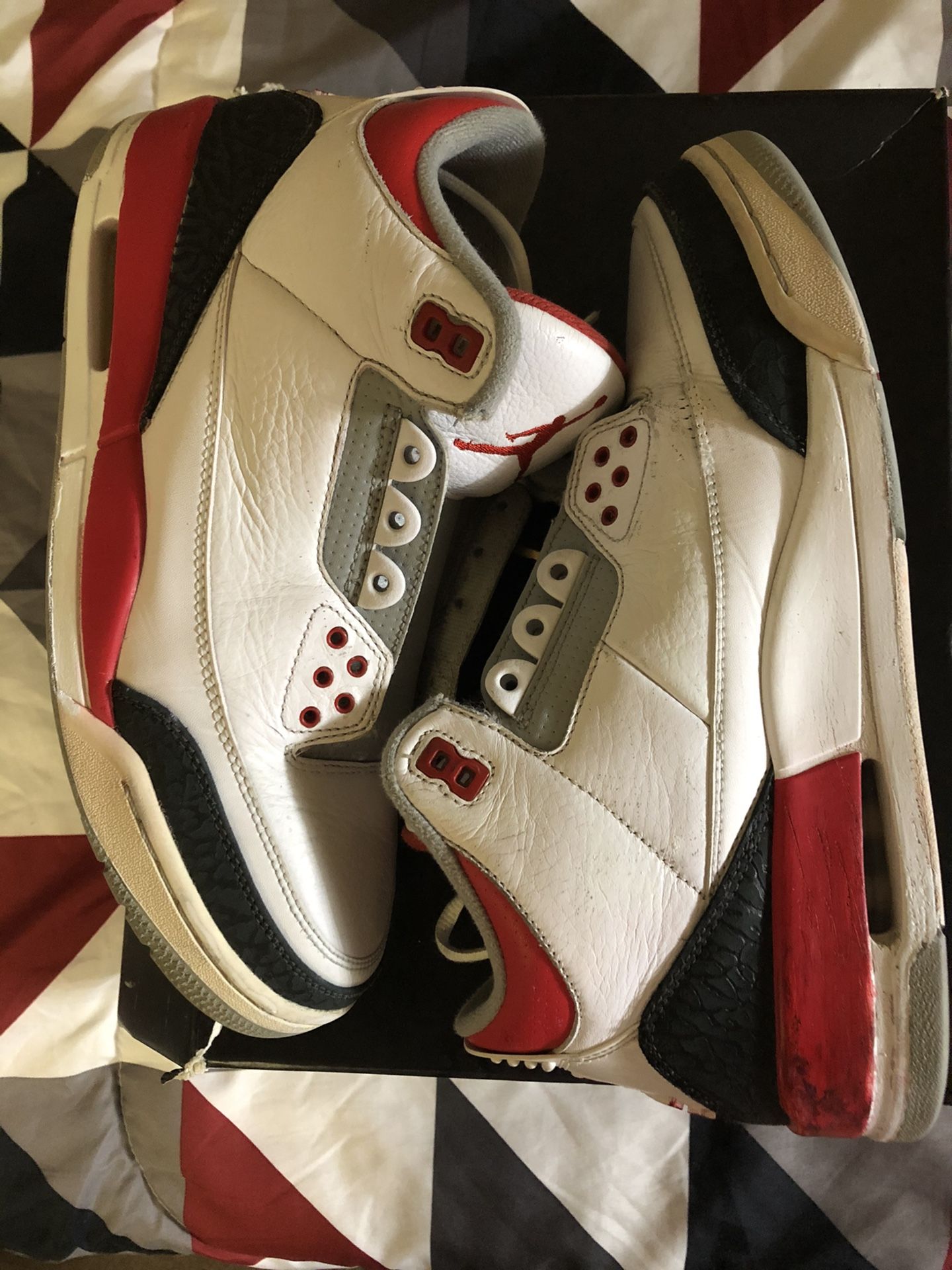 2013 Air Jordan Fire Red 3s Size 9