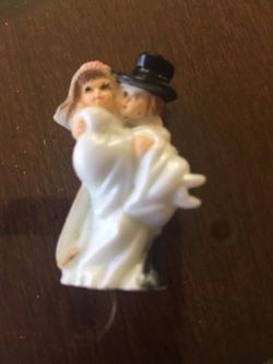 Wedding cupcake toppers