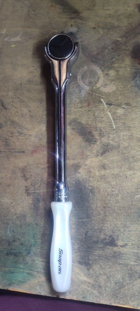 NEW* Snap On FHNFD100 3/8" Dr 100 Tooth *RARE* PEARL WHITE Round Head Ratchet