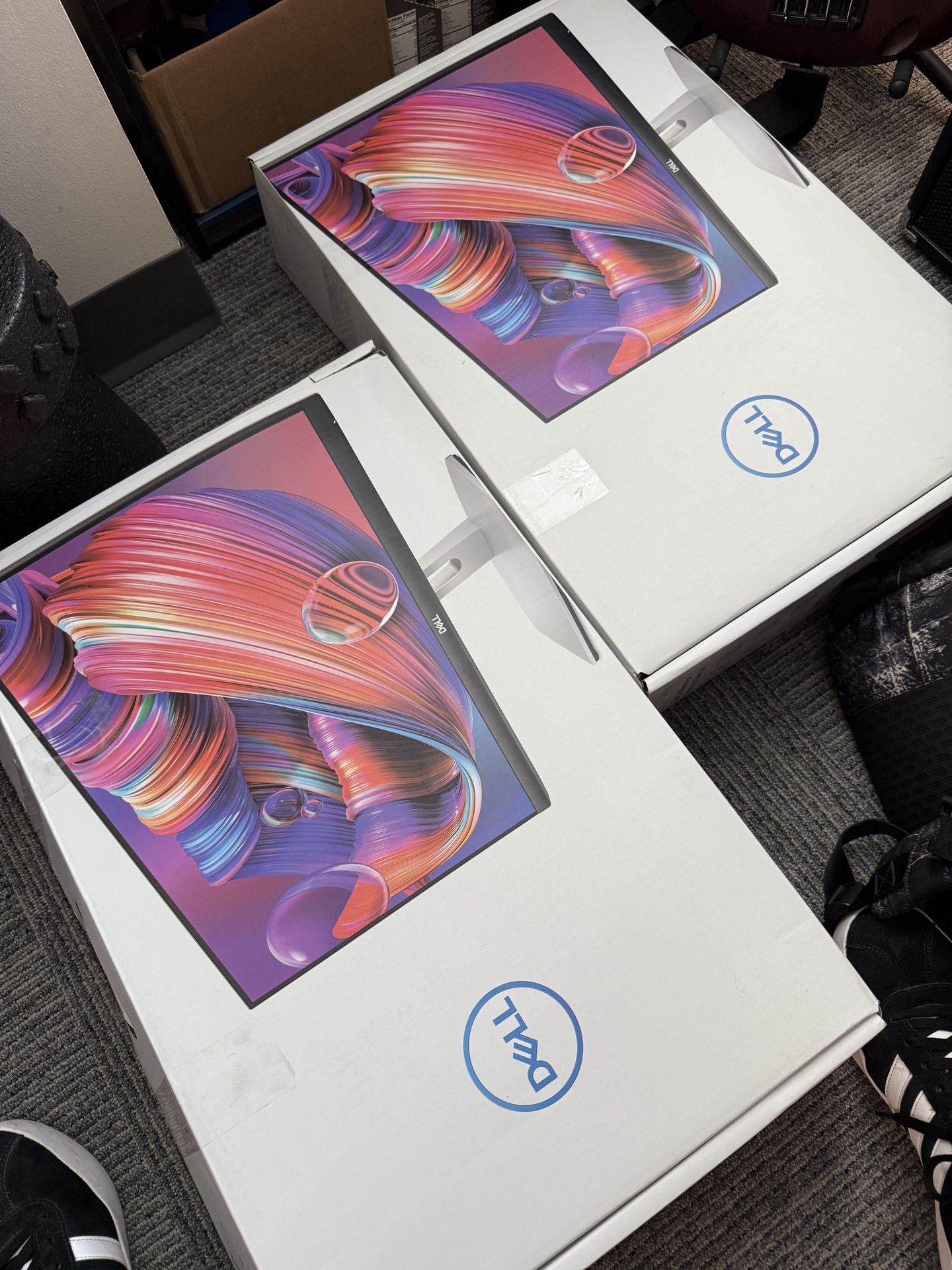 2 Dell 24” Monitors