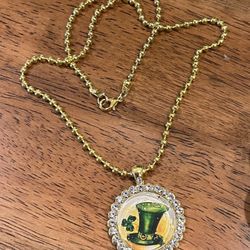 Bling St. Patrick’s Day Necklace Set In Cabochon Glass