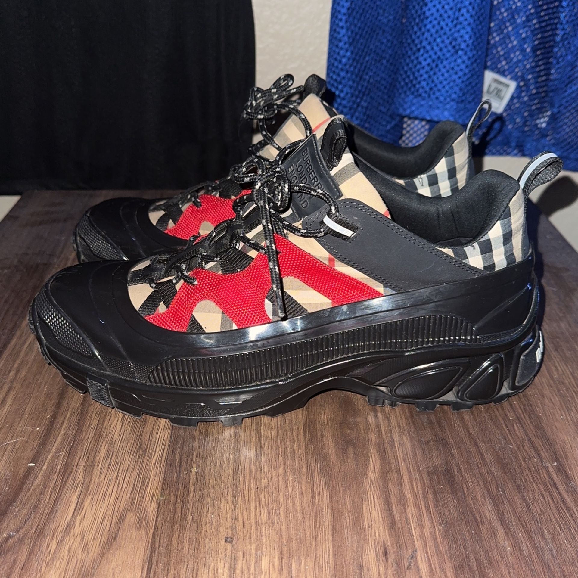 Burberry - Black & Red Arthur Sneakers for Sale in Las Vegas Burberry - Black & Red Arthur Sneakers for Sale in Las Vegas