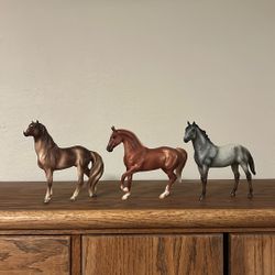 Breyer Horse Set