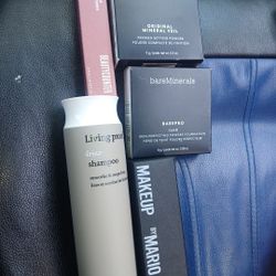 Cosmetic 