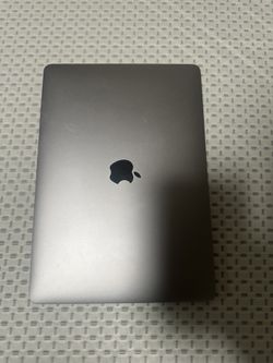 MacBook Air 13-inch (2020) – Great Condition