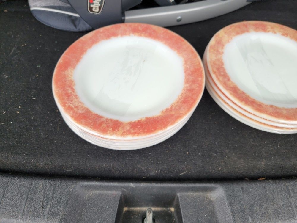 14 Pyrex Plates