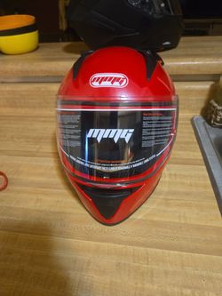 Motorcycle helmet