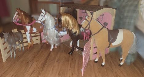 My Generation and American Doll horses and Stable