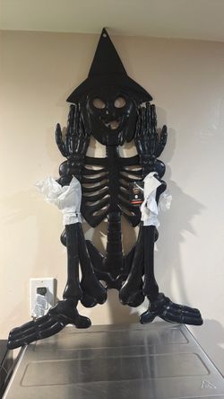 Skeleton outdoor & indoor 60’ Halloween