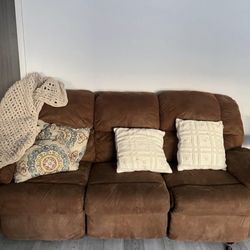 Reclining love seat and couch set 