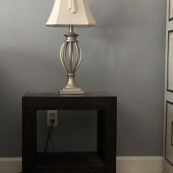 2 Side Tables & 2 Lamps SET OF 4