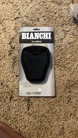 Bianchi sw handcuff holder