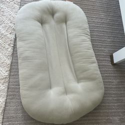 Snuggle Me Lounger