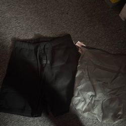 Fear of God Essentials Shorts
