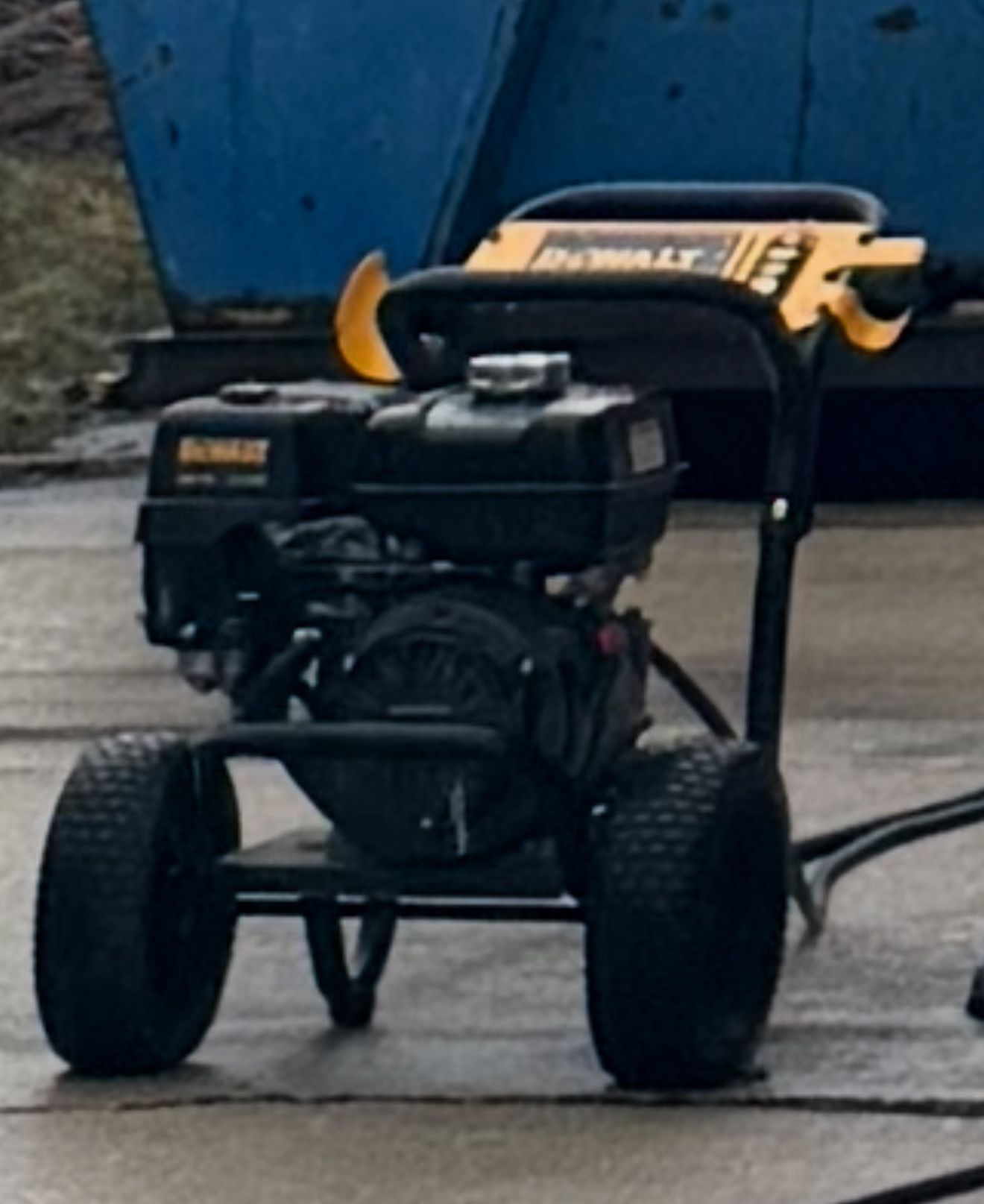 Driveway Pressure Washer 