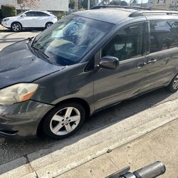 2006 Toyota Sienna