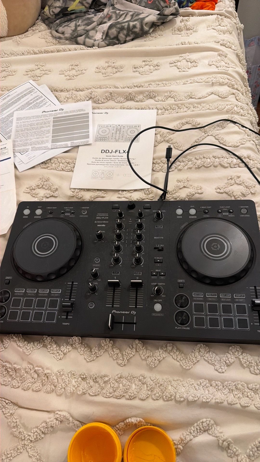 Pioneer DJ DDJ-FLX4 – Like New