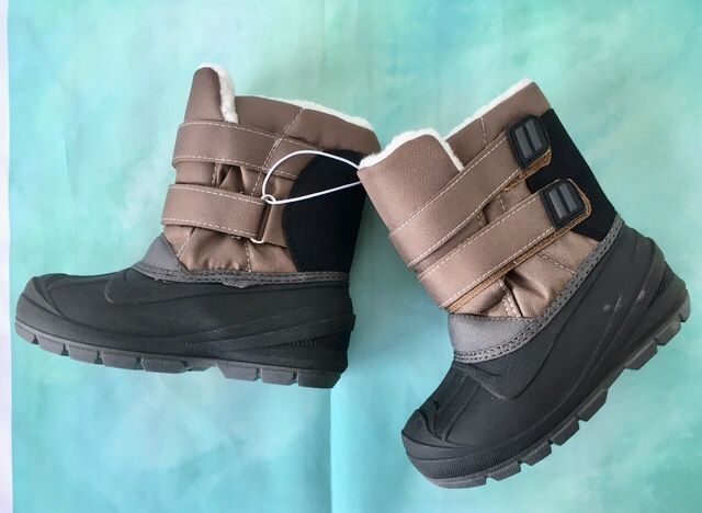 Boys Snow Boots, Size 10