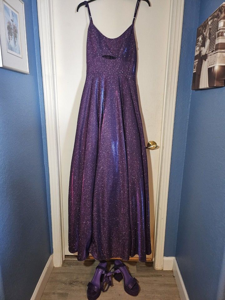 Purple Prom Pocket Dress And Platform Pumps