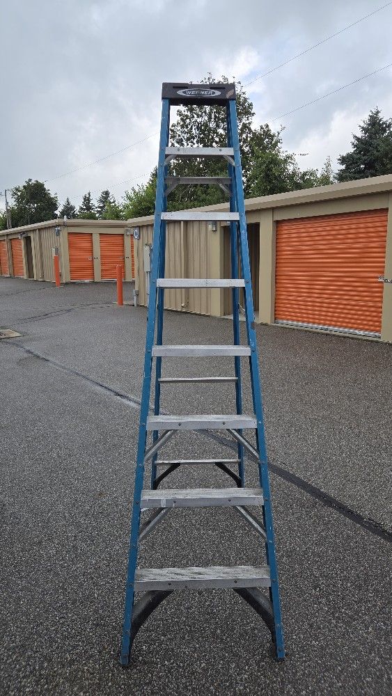 8 Feet Step Ladder Fiberglass Heavy Duty 250 Lbs Load Capacity Type Durable Blue