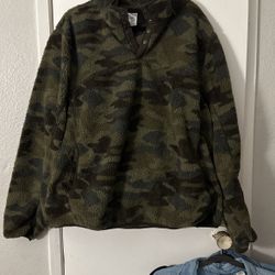 Camo Fleece Pullover