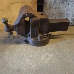 Reed MFG Co. Vise 5-1/2" Jaw Rear Swivel Jaw Model 405 1/2 Swivel Base Vice